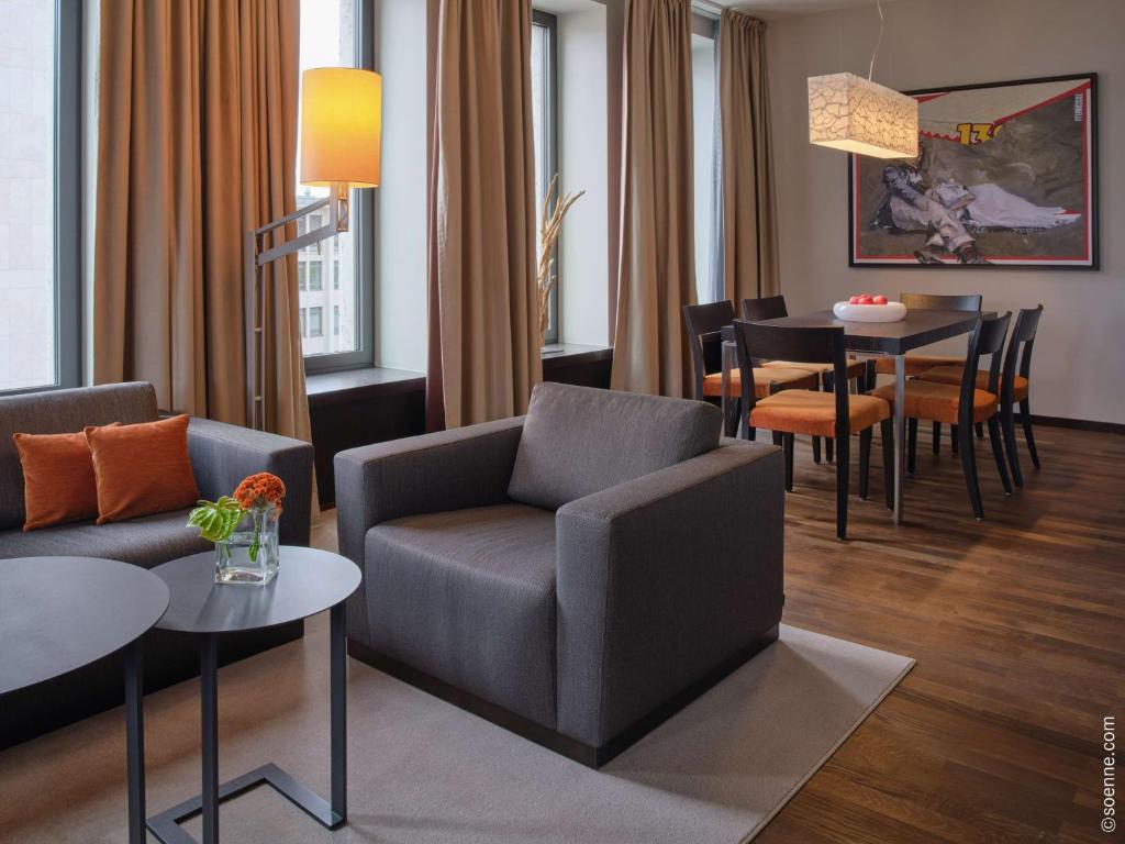 Posezení v ubytování Dorint Kurfürstendamm Berlin