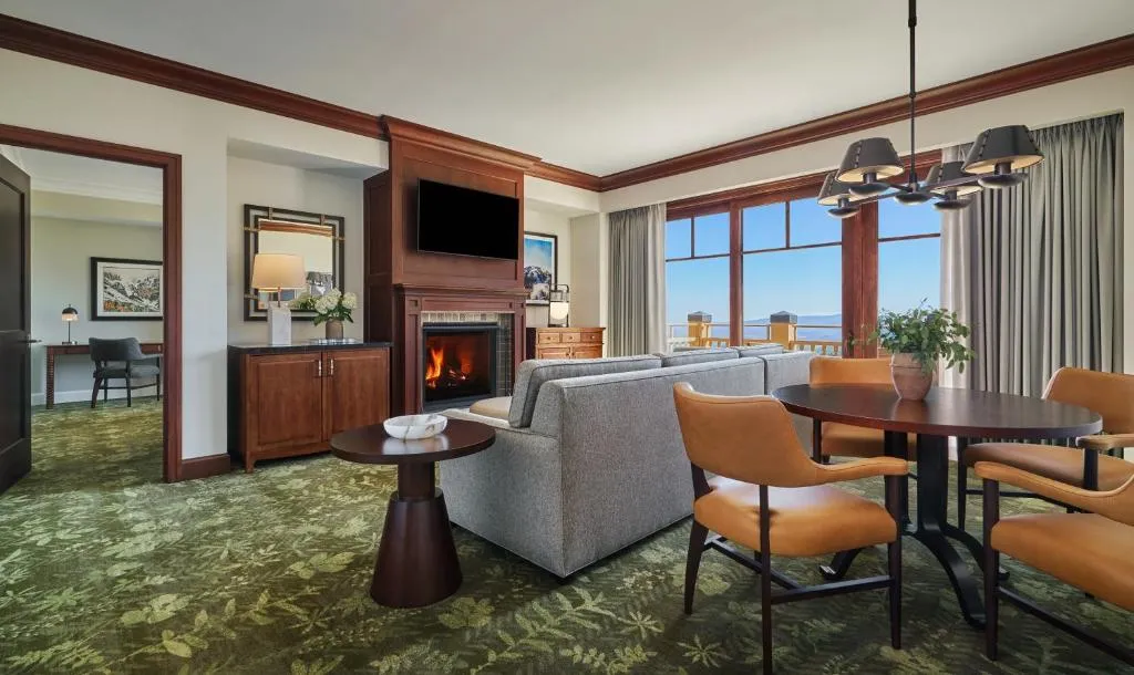 Peak View Suite