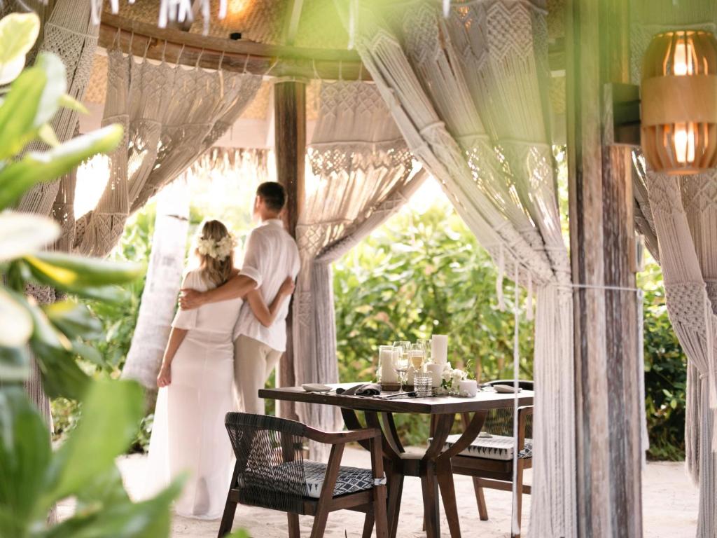 10 Hoteles de lujo y exclusivos en las Maldivas 498323890
