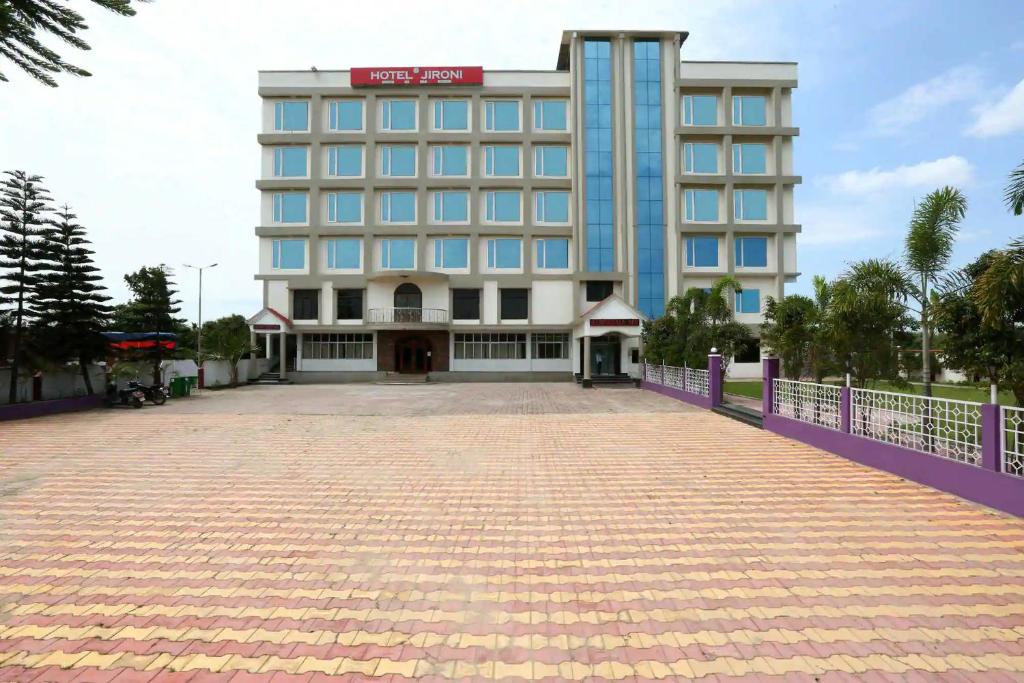 Hotel Jironi - Housity