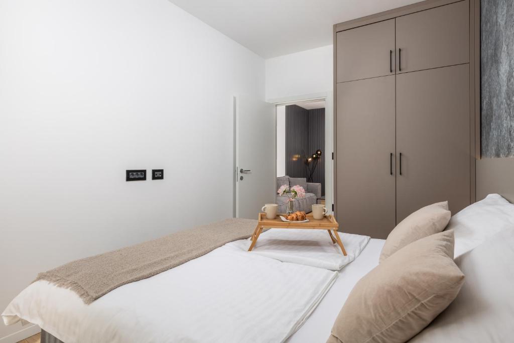 Cosy&Lux on main square, Korzo Rijeka - 15