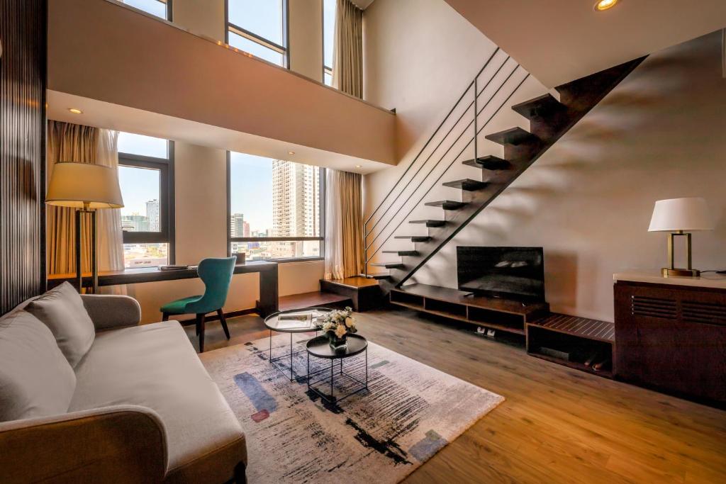 Loft without Bathtub
