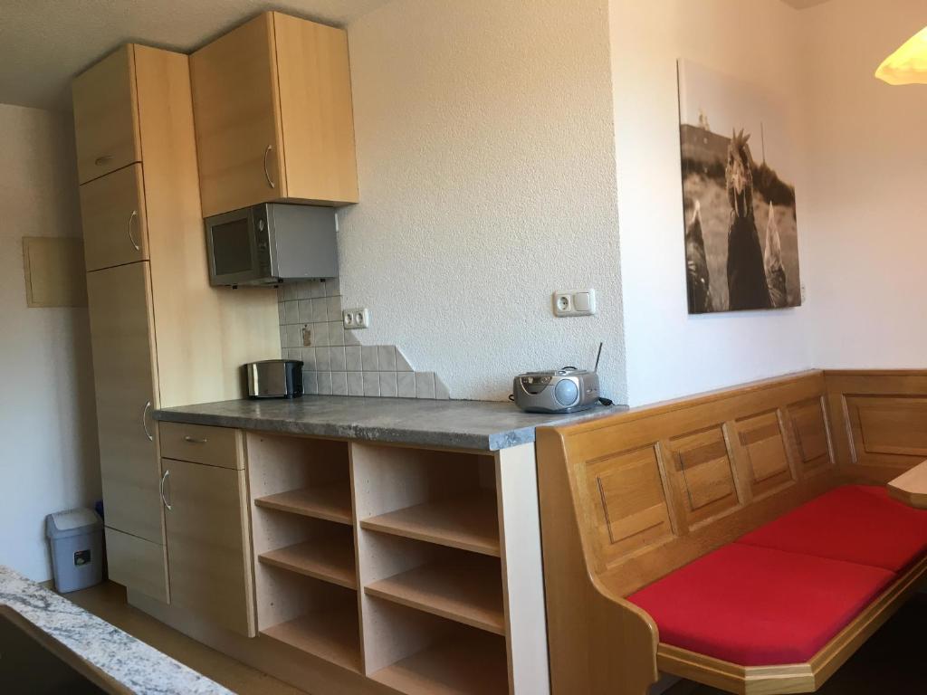 Kuchyňa alebo kuchynka v ubytovaní Knirschenhof