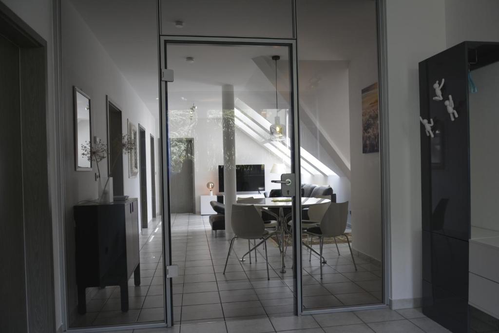 Fotografie z fotogalerie ubytování Studioappartment SAALEBLICK v destinaci Rudolstadt