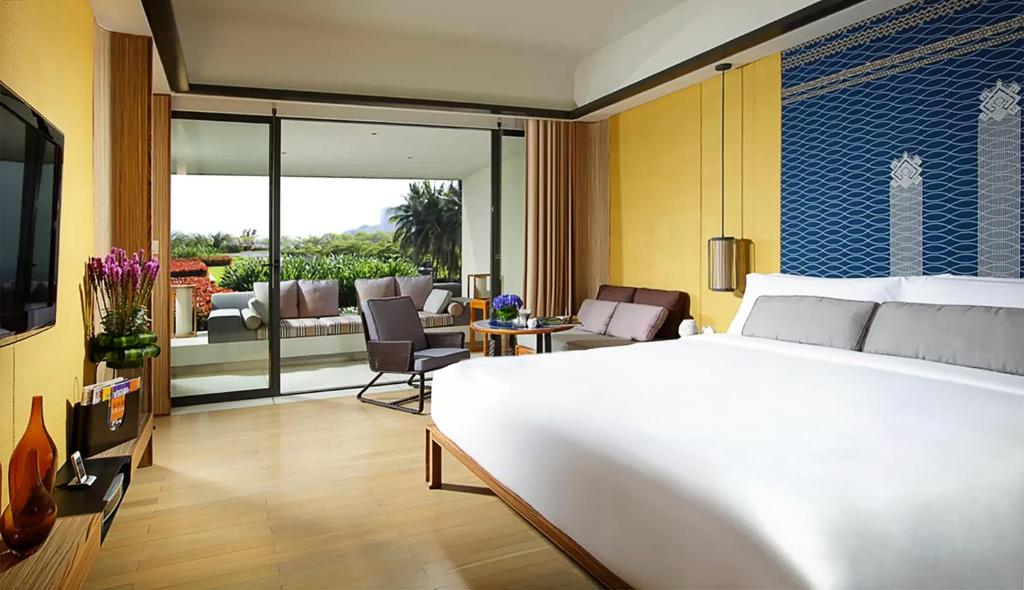 Postel nebo postele na pokoji v ubytování InterContinental Sanya Resort by IHG