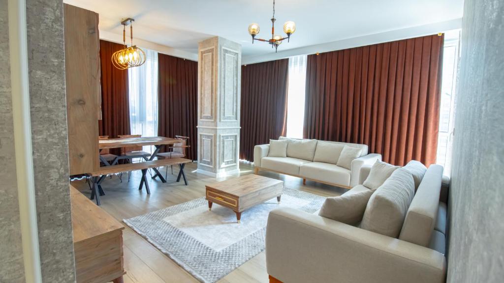 Unique family apartment 5