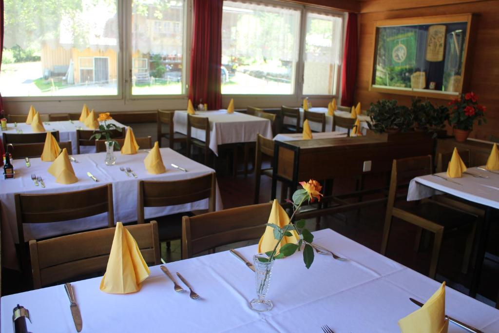 Restaurace v ubytování Hotel-Restaurant Stechelberg Bed & Breakfast
