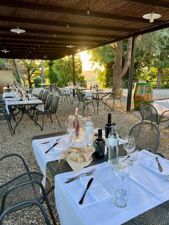 Restaurace v ubytování Agriturismo Pometti - Fattoria La Selva