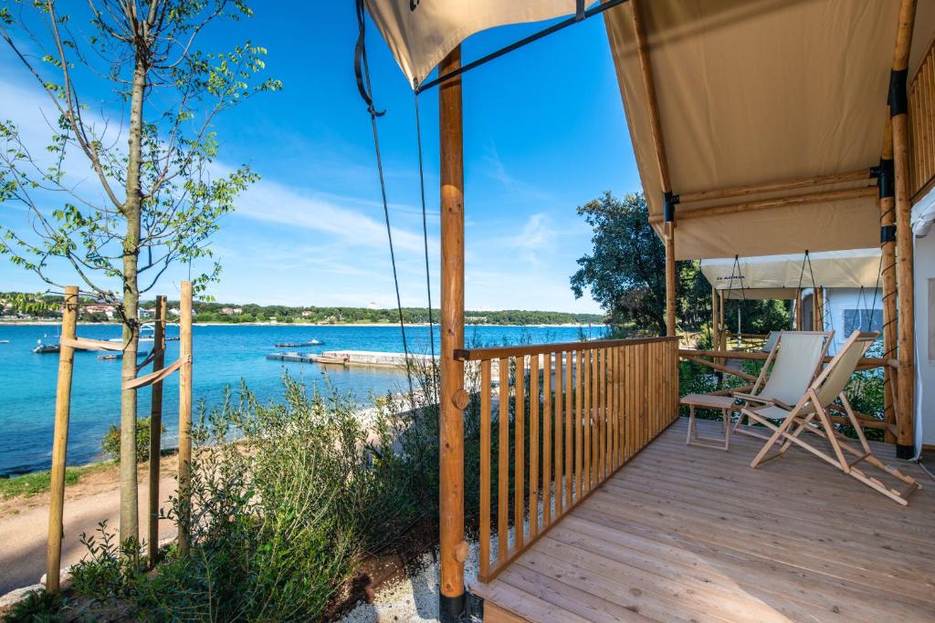 Arena Stoja Camping Homes - Superior Two Bedroom Safari Tent With Sea View