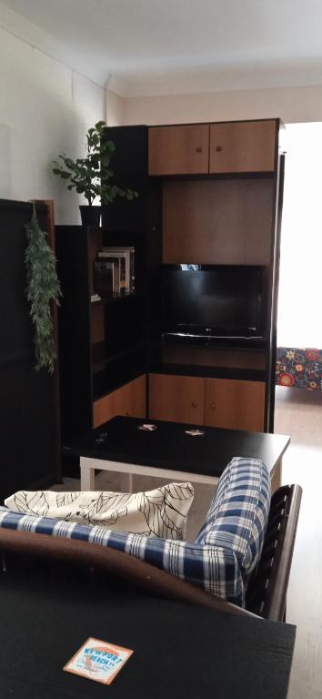 Kuchnia lub aneks kuchenny w obiekcie New Diamond XLarge City Center 200 Mbps Speed Wifi Studio