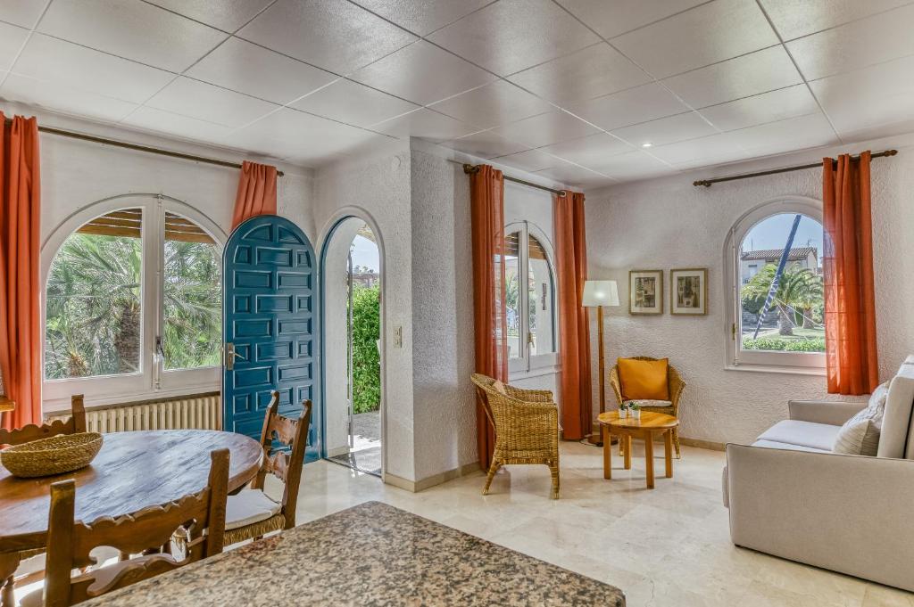 Posezení v ubytování Art- Apartamentos Revilla Tacke H