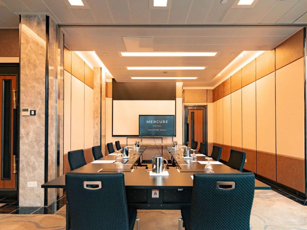 Бизнес-центр и/или конференц-зал в Mercure Singapore Bugis