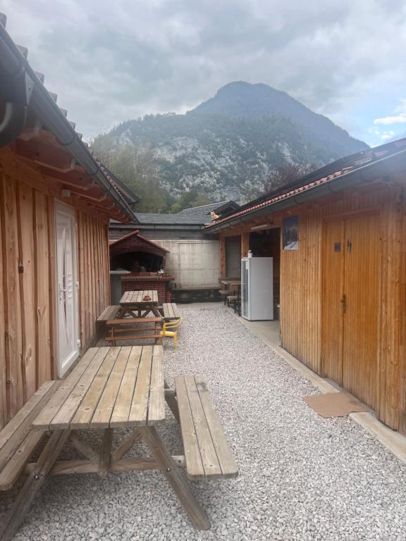 Nespecifikovaný výhled na hory nebo výhled na hory při pohledu z aparthotelu