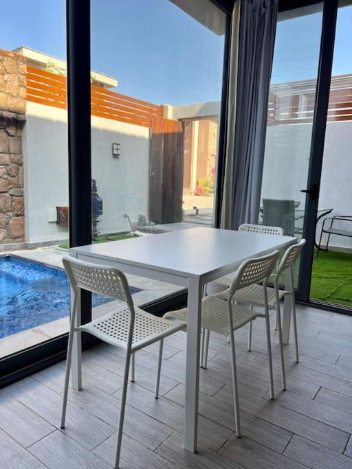 Bazén v ubytování 1BR villa - private heated pool in Bali ElGouna nebo v jeho okolí