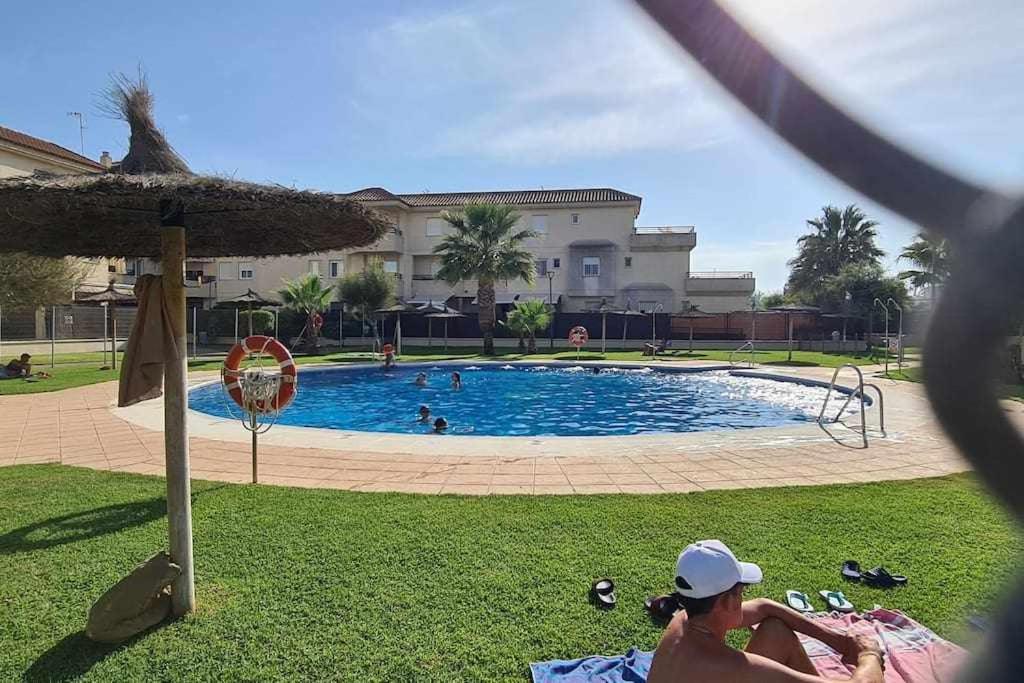 The swimming pool at or close to La Casita de Guía by Sanlúcar Housing