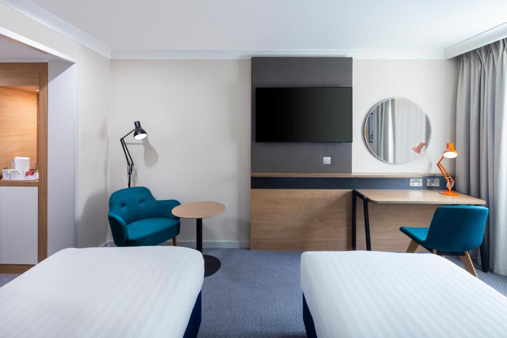 Holiday Inn Reading South M4 Jct 11, an IHG Hotel - 