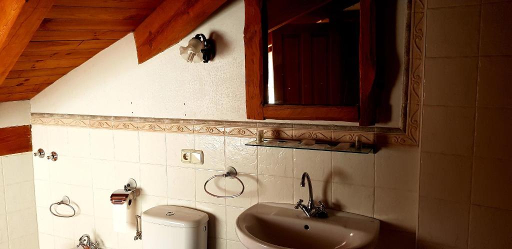 Koupelna v ubytování Hotel Rincón Castellano