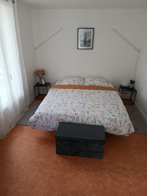 Postel nebo postele na pokoji v ubytování Chambre privée a Arcueil - Cachan