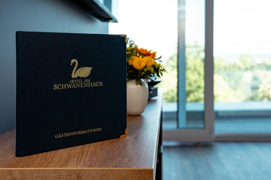 Certifikát, hodnocení, plakát nebo jiný dokument vystavený v ubytování Hotel am Schwanenhaus