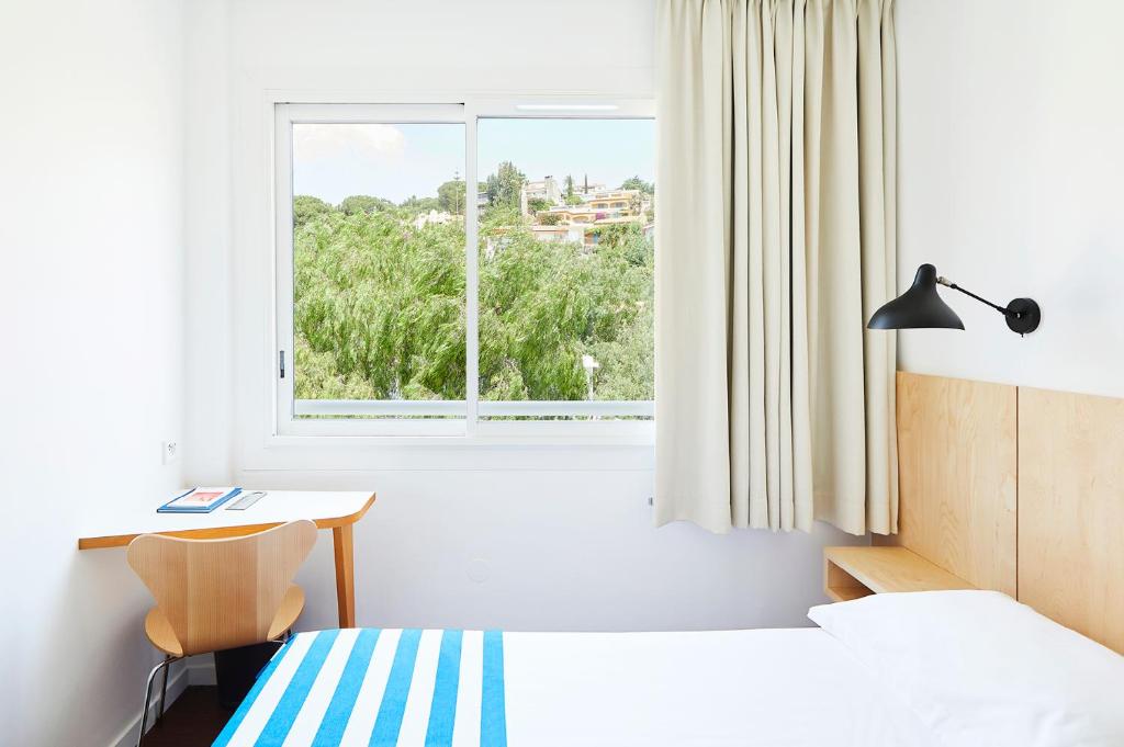 Hôtel California - Habitación Doble Con Vistas A La Colina