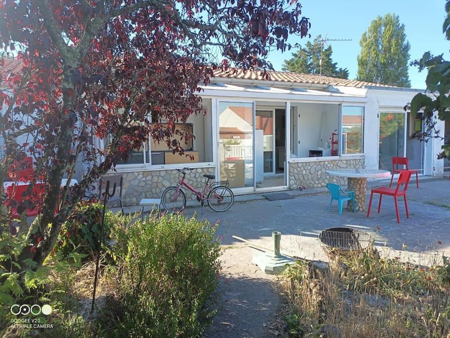 Photo de la galerie de l'établissement Maison 8-10 personnes, à Barbâtre