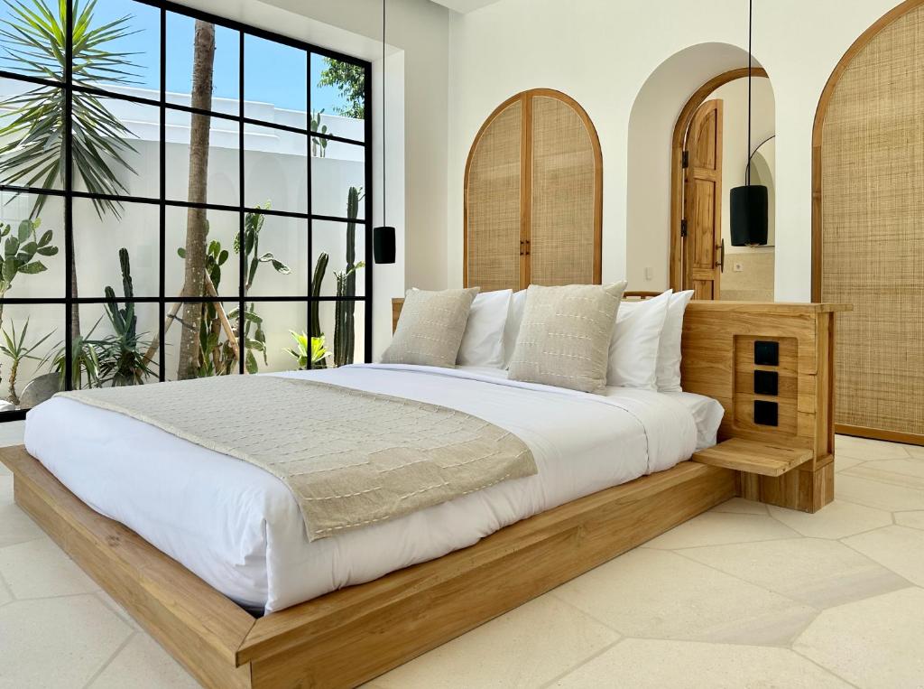 Melrose x The Young Villas - 11