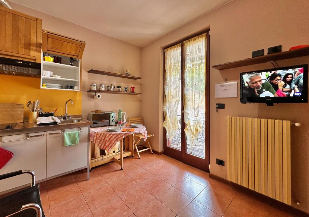 Kuchyň nebo kuchyňský kout v ubytování VIASANMARCO12.APT