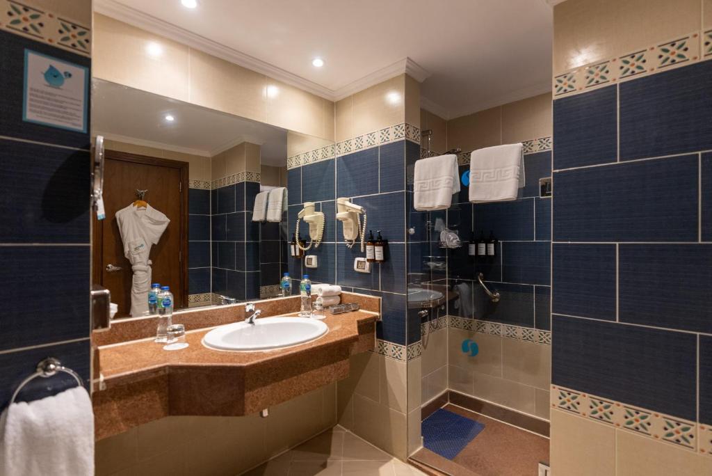 Sunrise Mamlouk Palace Resort - 8