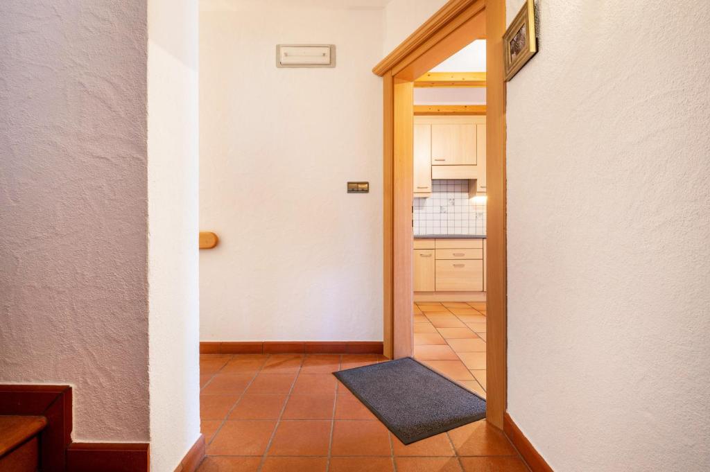 Zdjęcie z galerii obiektu Häuslerhof App Pinus w mieście Villabassa
