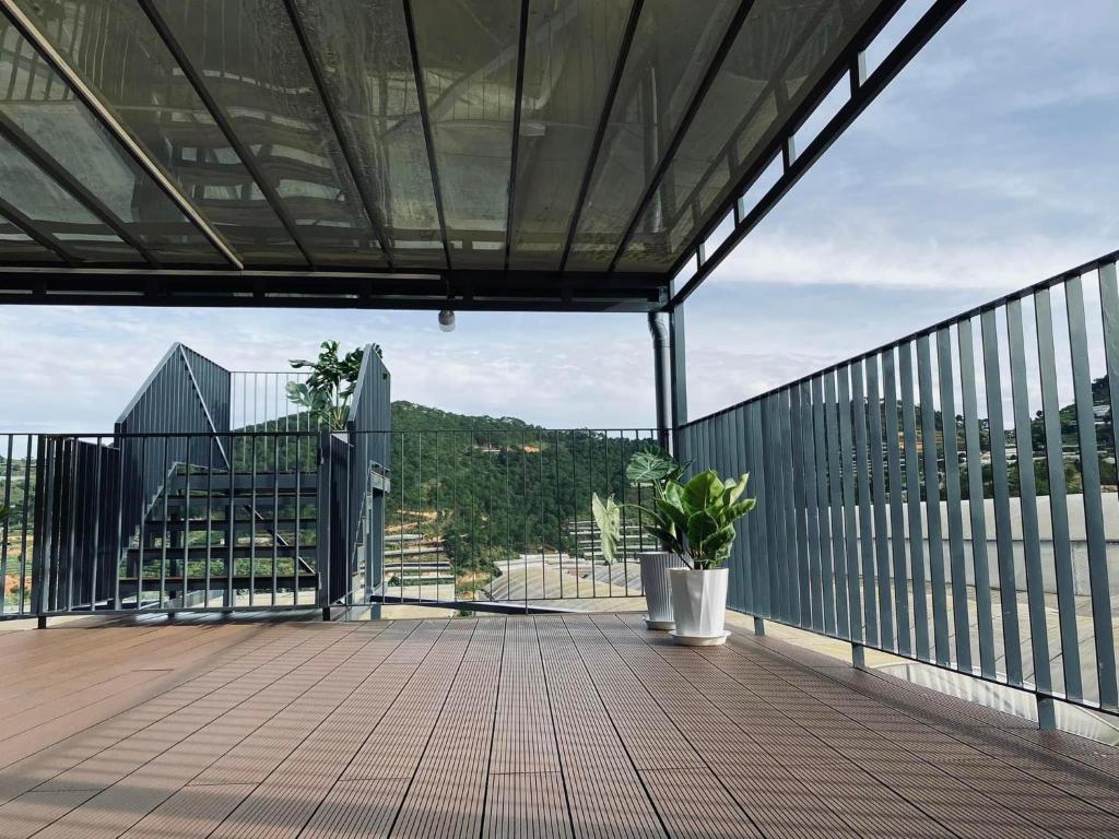 Balkón nebo terasa v ubytování Da Quy Harmony Homestay