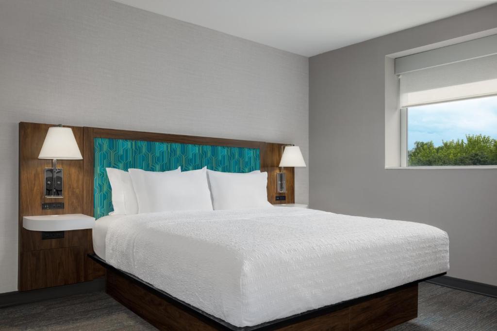Hampton Inn & Suites by Hilton Toronto Downtown - Resim 38