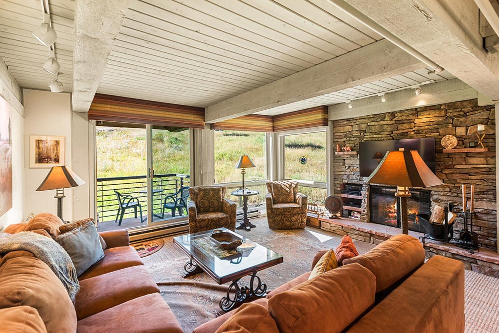 Enclave 209, Snowmass SkiIn/SkiOut Condo w/Shared Pool/Hot Tub, Snowmass Village (updated