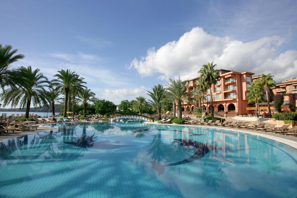 The swimming pool at or close to The Norm Oriental Kemer