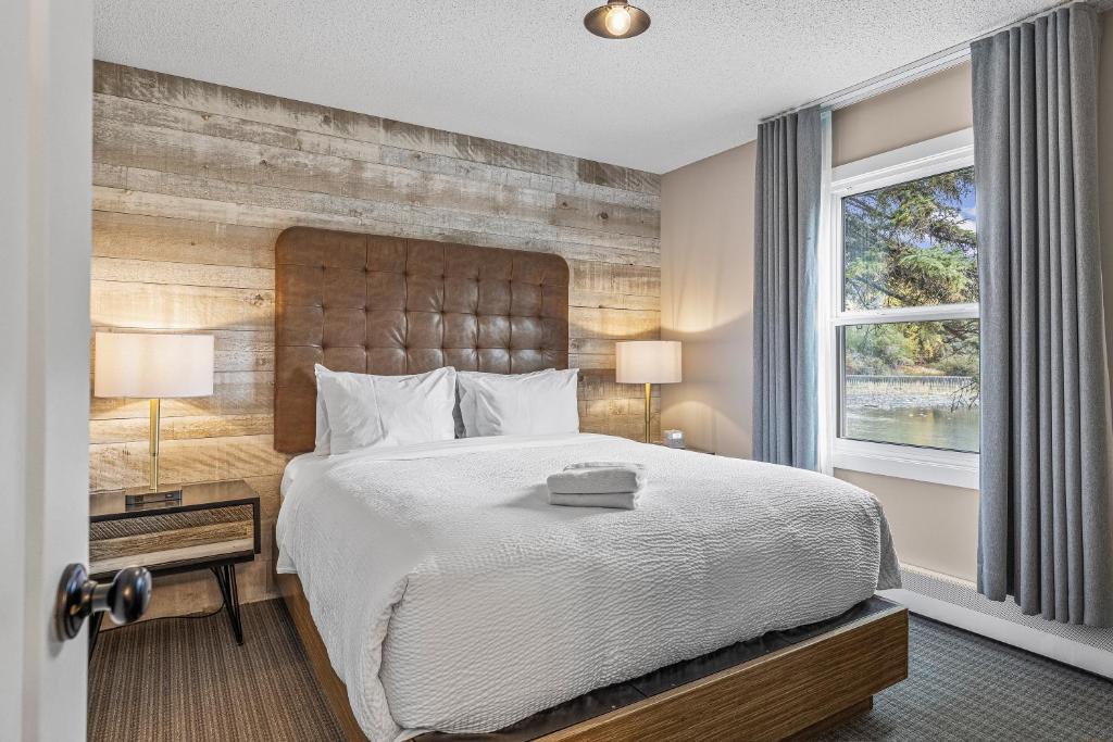 
Queen Suite - Self Check-In 
