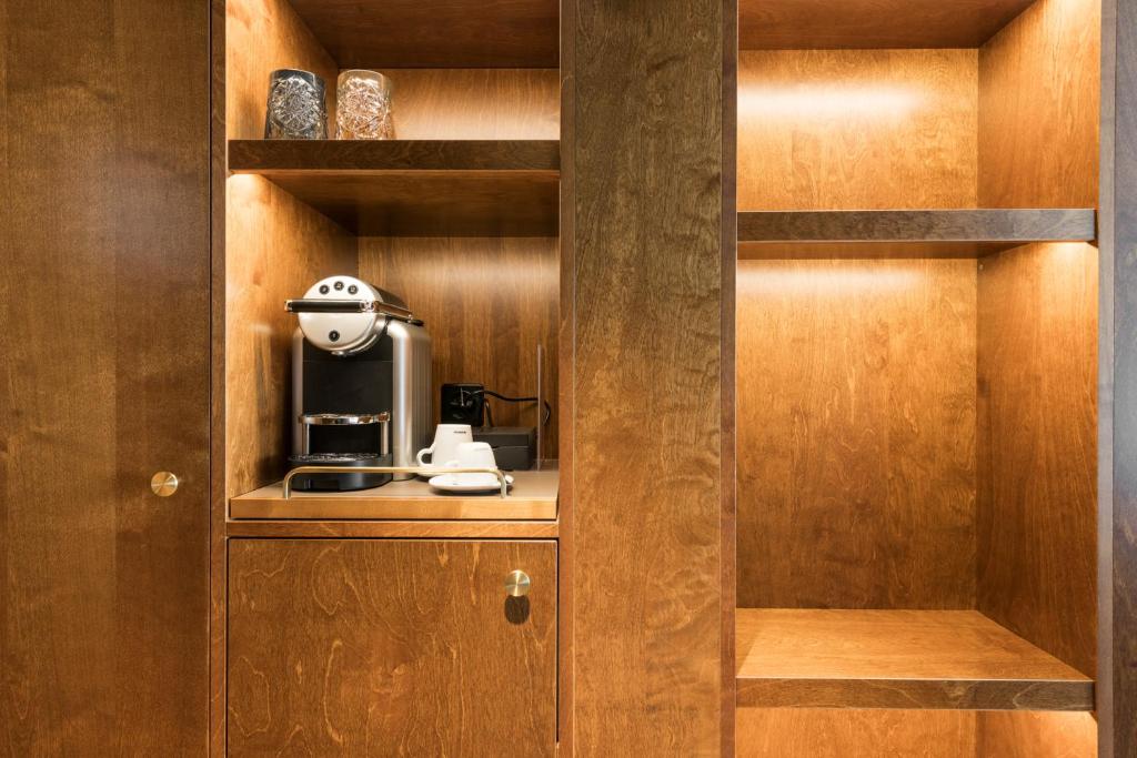 Comodidades para chá e café em Hotel Aare Thun