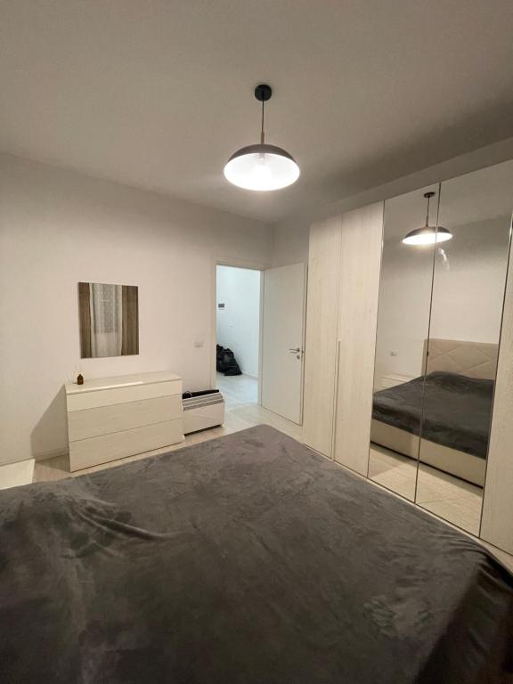Rena’s apartment - Imazhi 2
