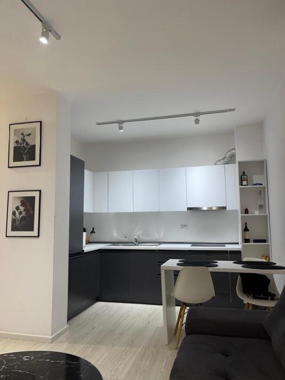 Rena’s apartment - Imazhi 8