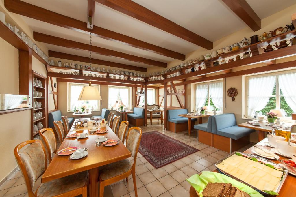Posezení v ubytování Hotel Zum Kaffeekännchen