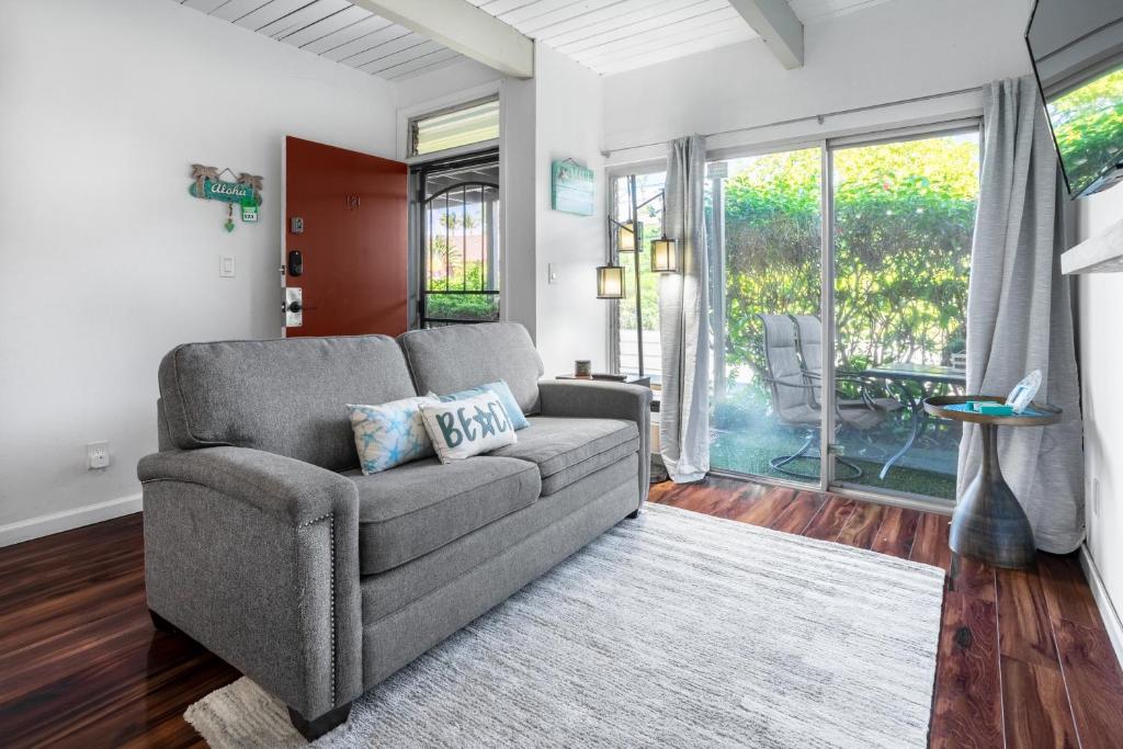 Modern Kihei Studio: Full Kitchen & Beach Access photo