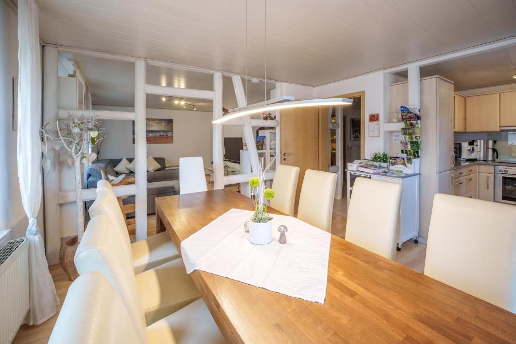 Wilhelm Appartements 100 qm Komfort und Fitness im Zentrum Brackenheim nähe Tripsdrill - 4