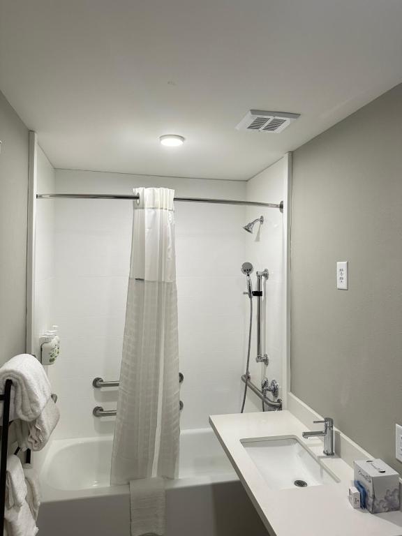 La Quinta Inn by Wyndham Columbia NE Fort Jackson photo