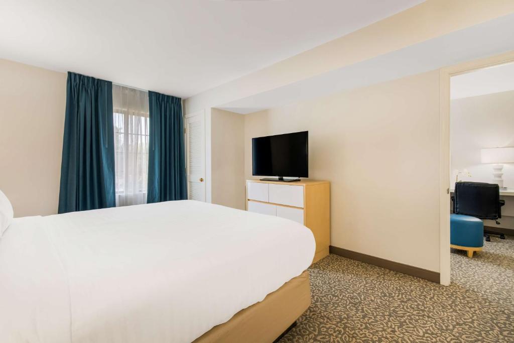 Sonesta ES Suites Charlotte Arrowood - Appartement