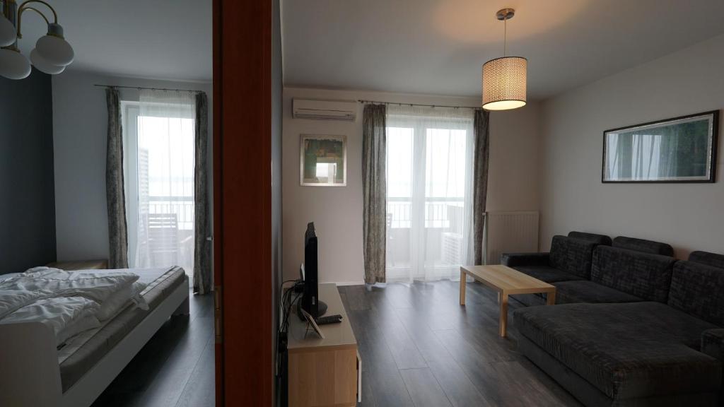 Club218 Wellness Apartments - Deluxe One-Bedroom Apartment