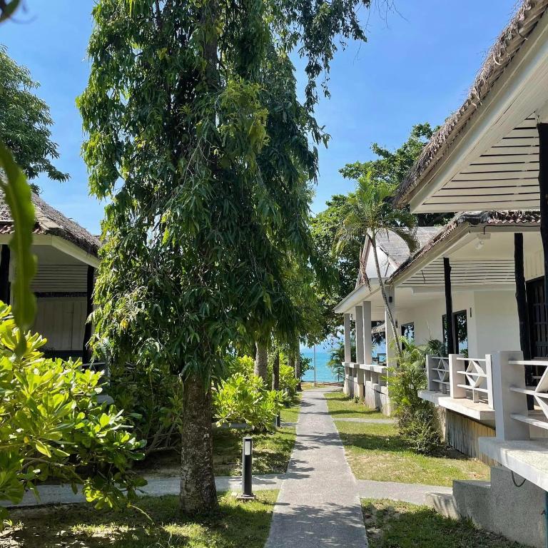Zahrada ubytování Adarin Beach Resort