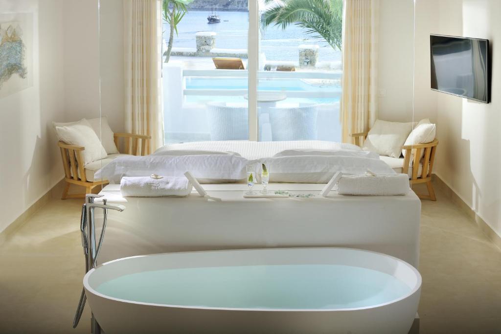 Nissaki Boutique Hotel - Elegant Suite Sea View с частным бассейном