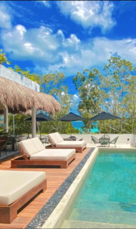 Bazén v ubytování Hotel Sun Ha Bacalar nebo v jeho okolí