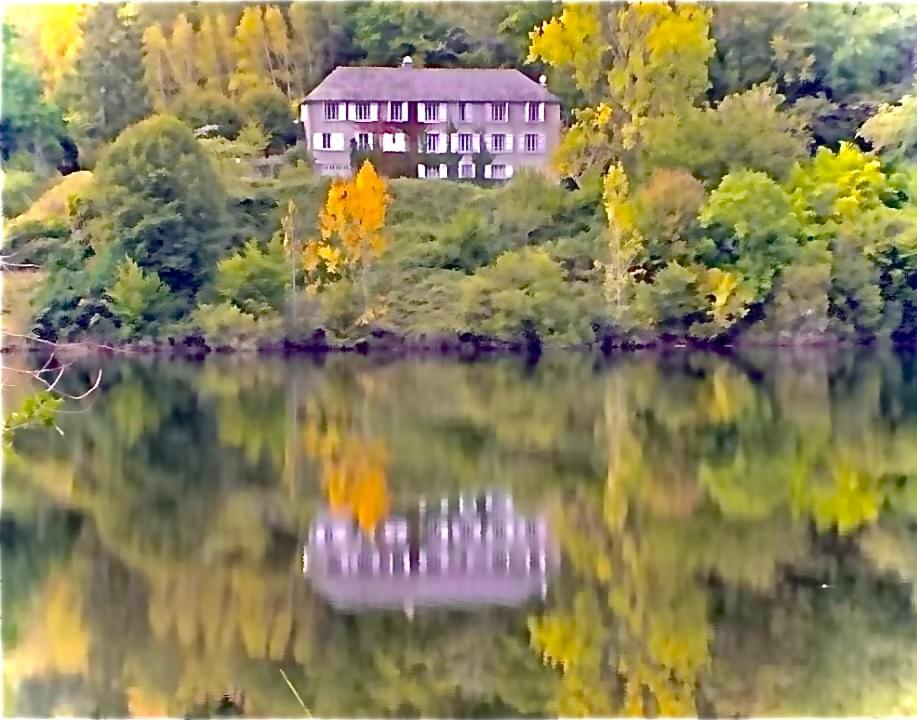 Le Chambon, Chambres d'hôtes - Housity