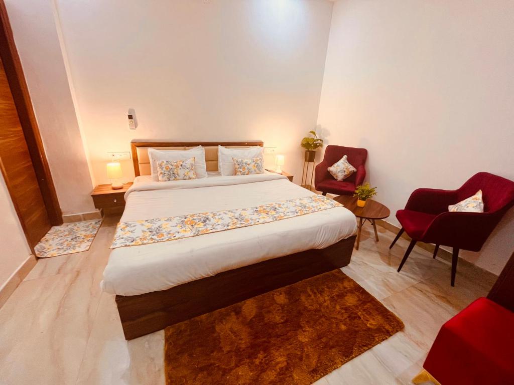 Suitetrails - Elena Triple Lodge, Zirakpur - Hotel of the Year