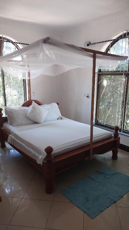 BBQ Lounge - Budget Double Room