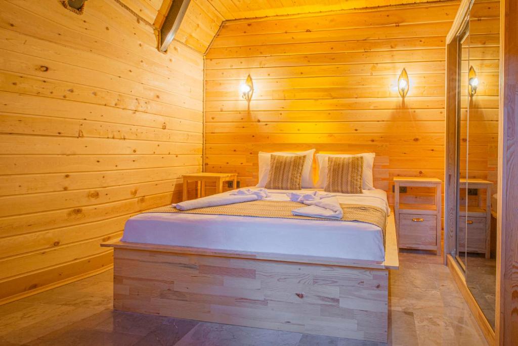 Postel nebo postele na pokoji v ubytování Sea Hill Faralya